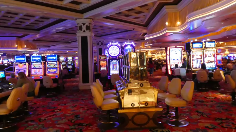Bonus Decoded: How to Read Casino Promotions Like a Pro and Actually Come Out Ahead